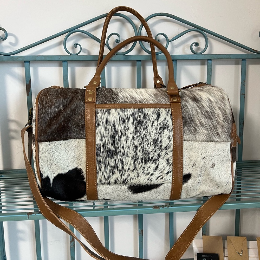 New Myra Bag Onyx Cowhide Leather Mini Small Duffel Western Travel Weekender - Picture 3 of 15